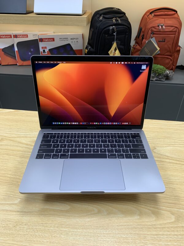 Apple Macbook Pro 14