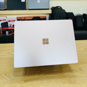 لپ تاپ مایکروسافت مدل Microsoft Surface Laptop GO CI5 1035G1 8GB 128SSD