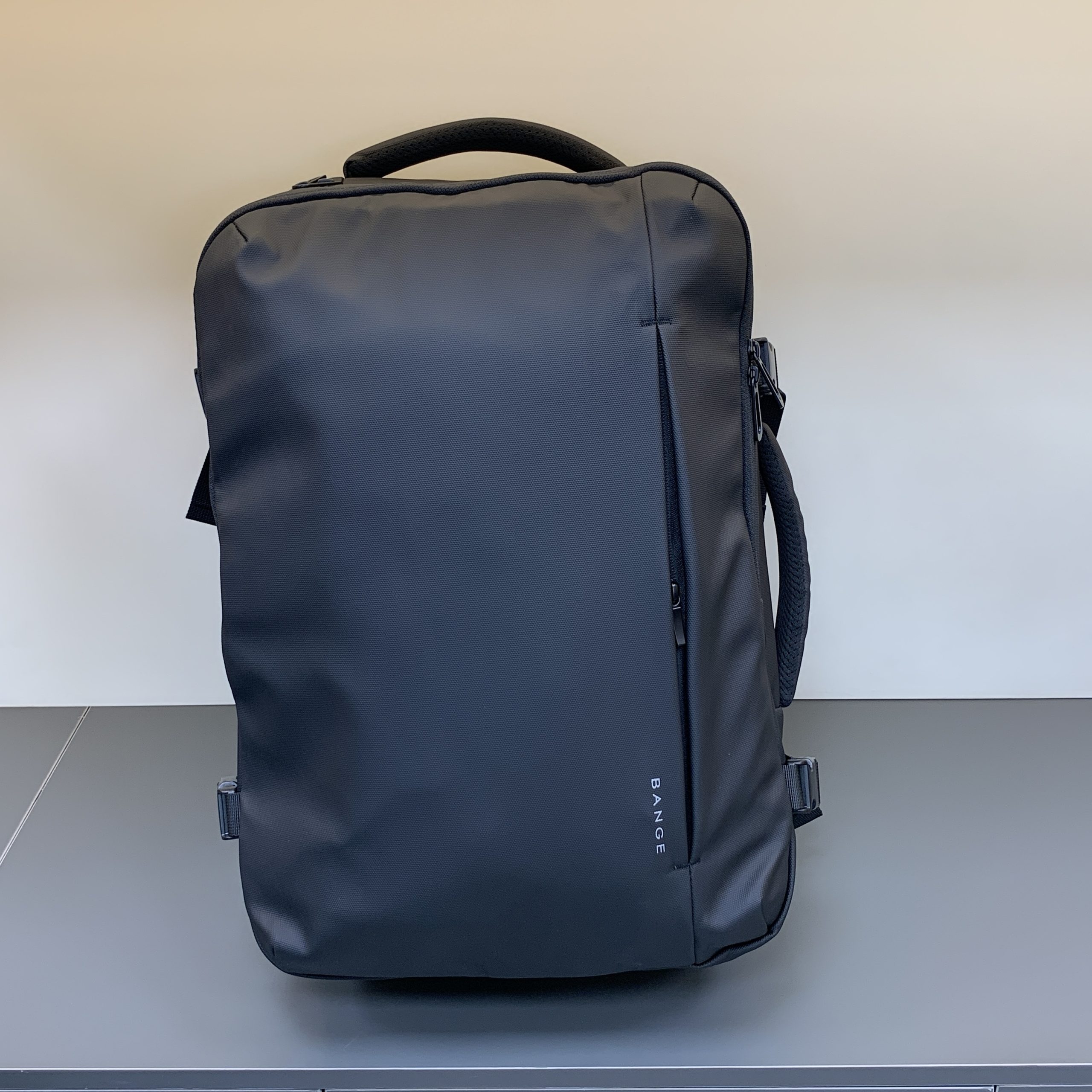 کوله پشتی لپ تاپ بنج مدل Bange Backpack 1909